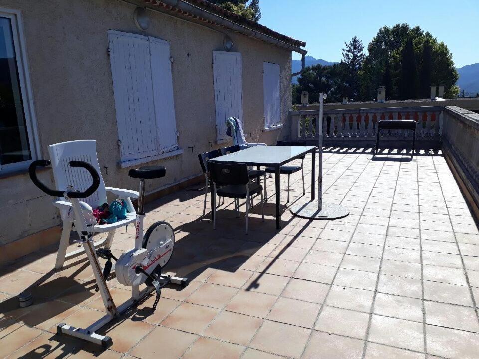 Hotel La Provence 17 Les Horizons Clairs Chemin Des Passons Aubagne Exterior foto